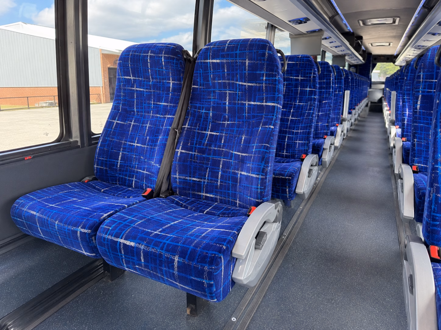 arlington airport shuttle services in arlington