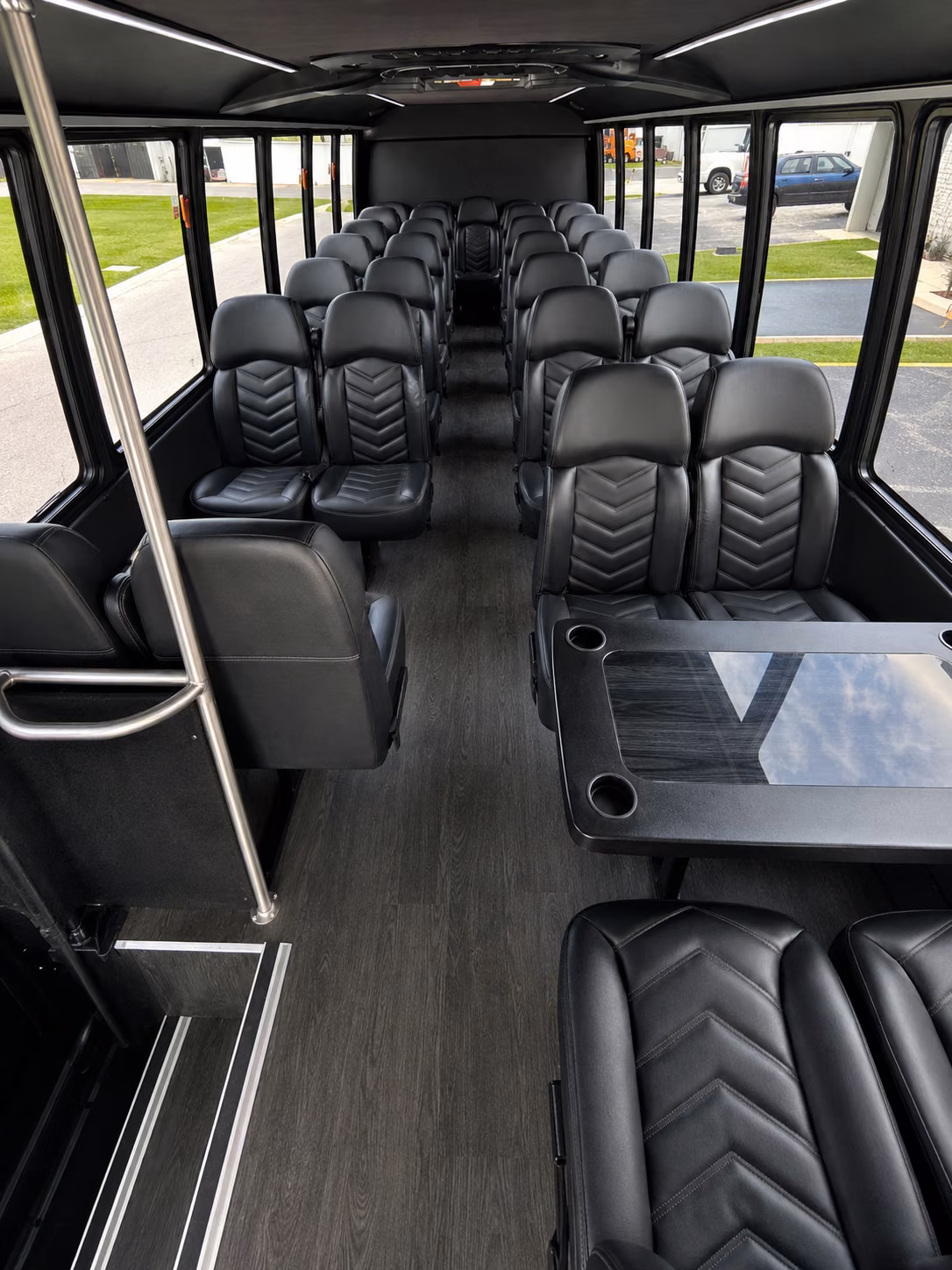 arlington short and long term charter bus services for arlington businesses