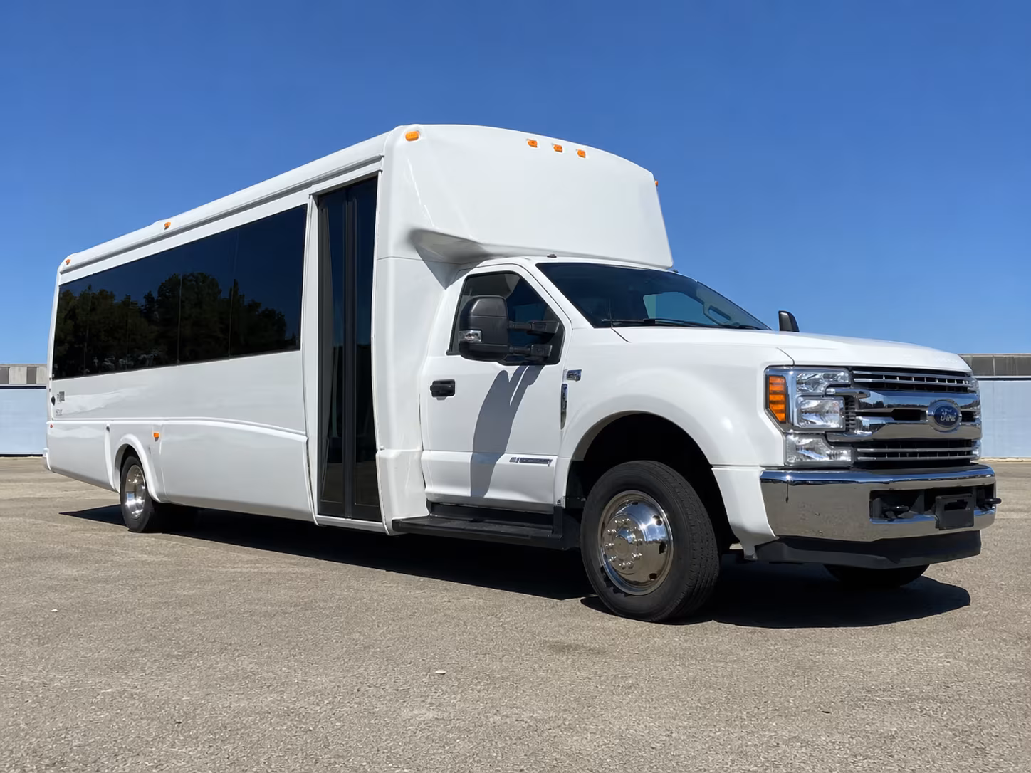 cedar hill attend cedar hill festivals with a charter bus rental