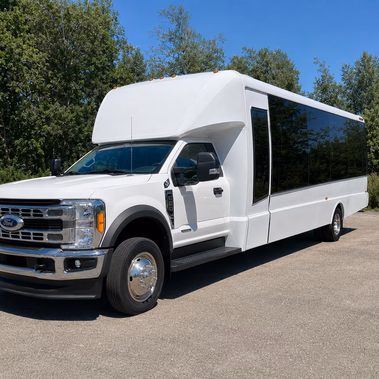compare party buses minibuses and charter buses for your desoto wine tour