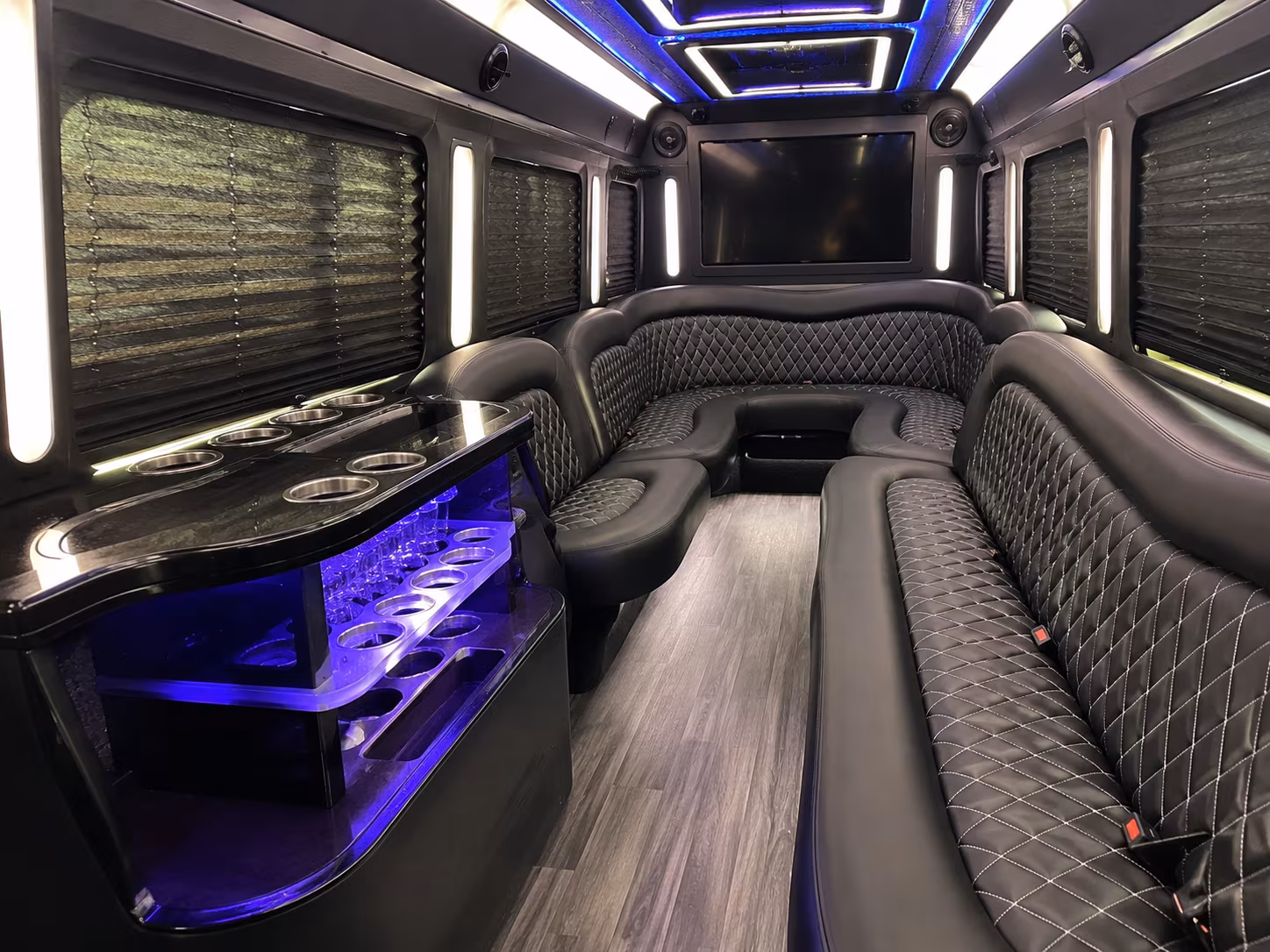 desoto holiday party bus rental