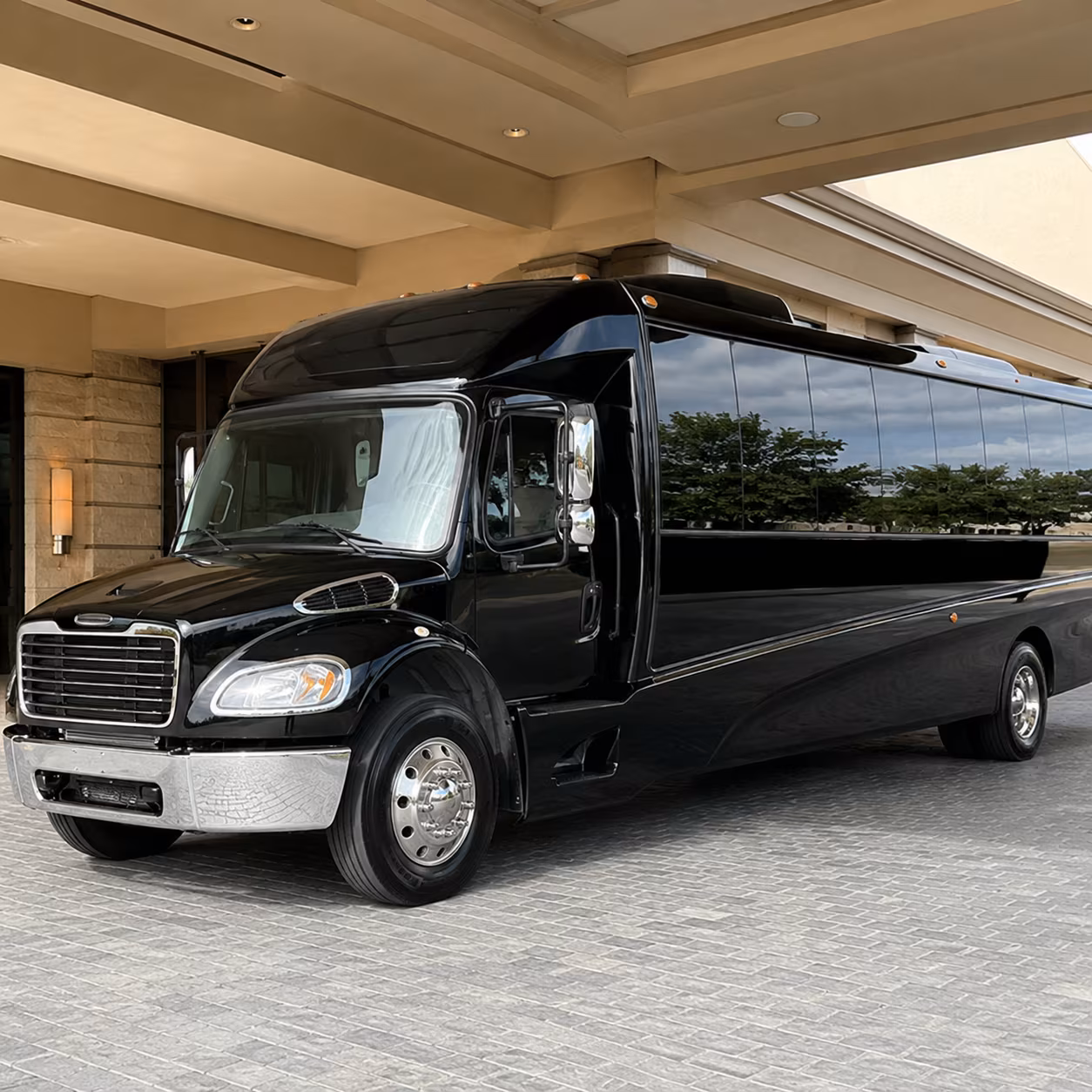 desoto sporting event transportation onboard seating