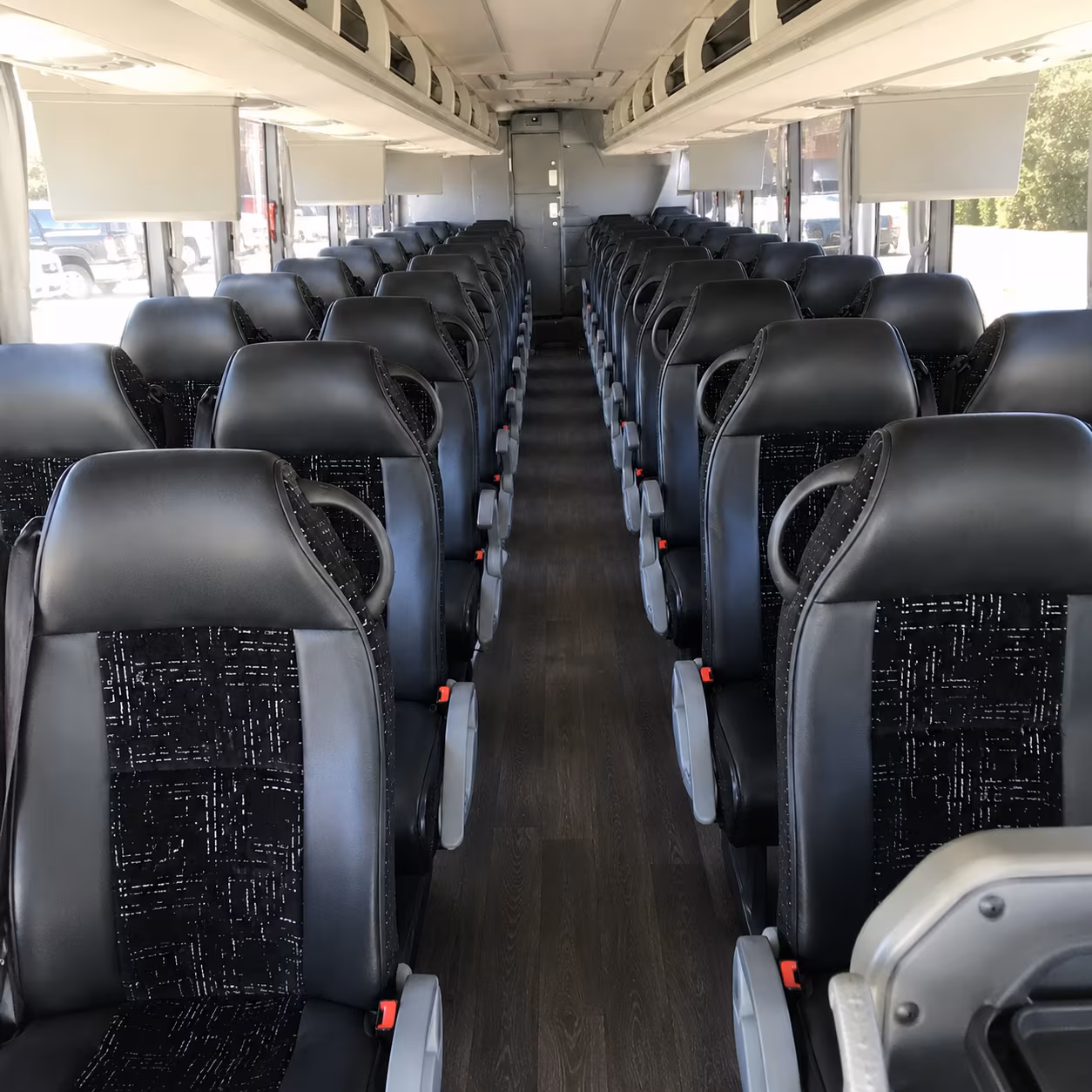 how the distance and duration of your trip affect charter bus rates in desoto
