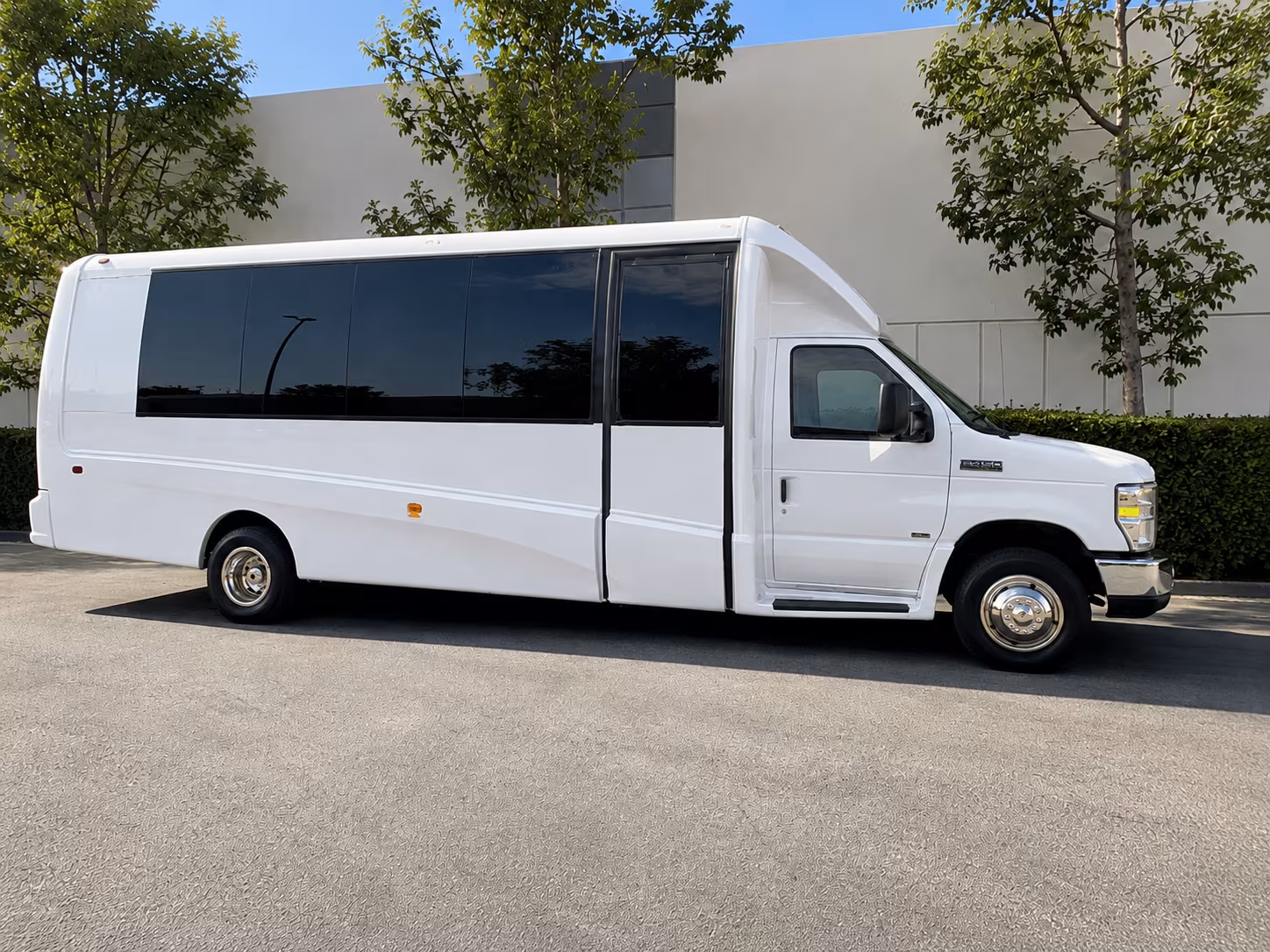 it s easy to find wedding transportation to lone star mansion gilley s dallas and every venue in between
